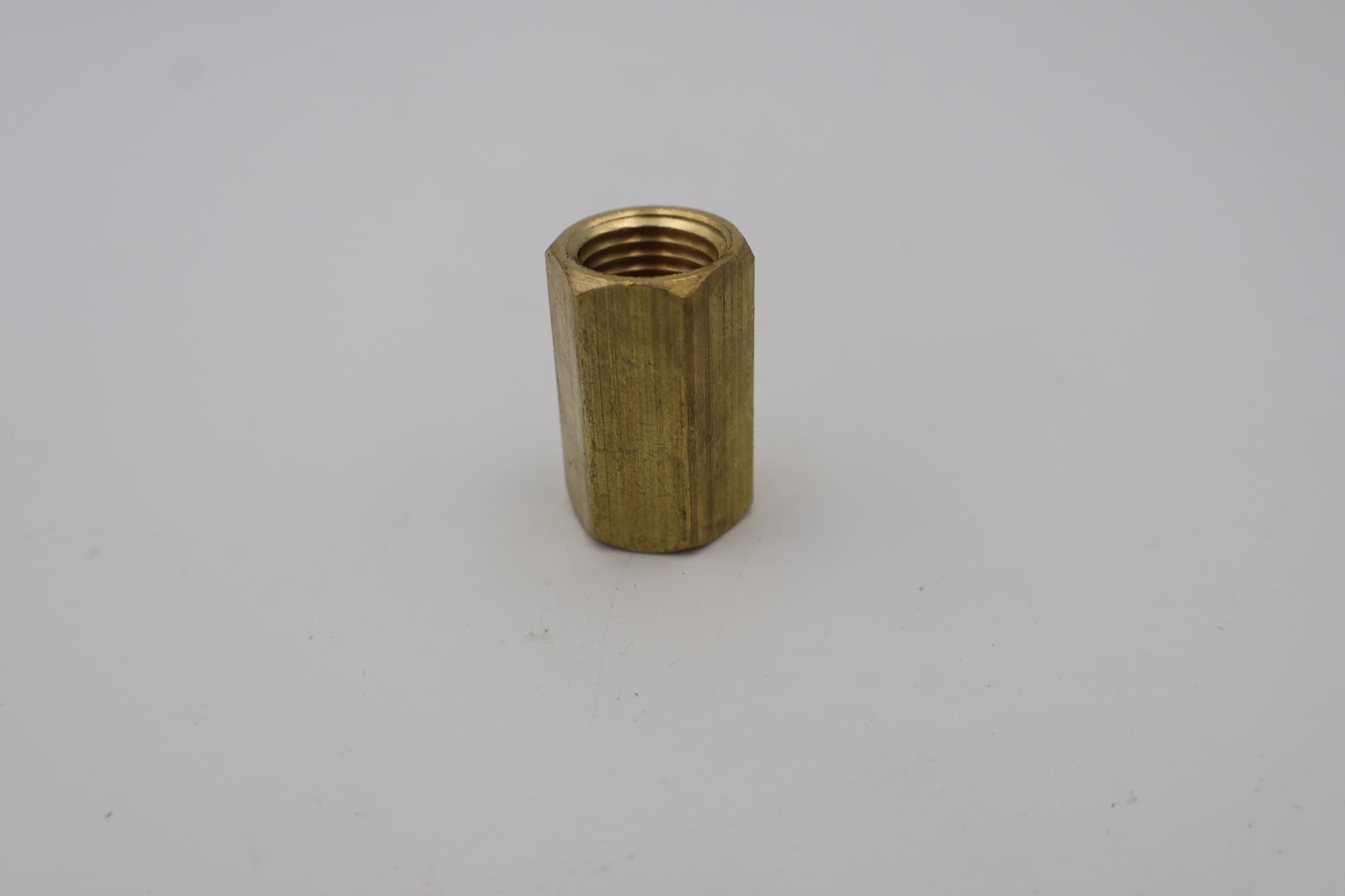 Luva de Latão 1/4 para Copo de Nylon - Cabine