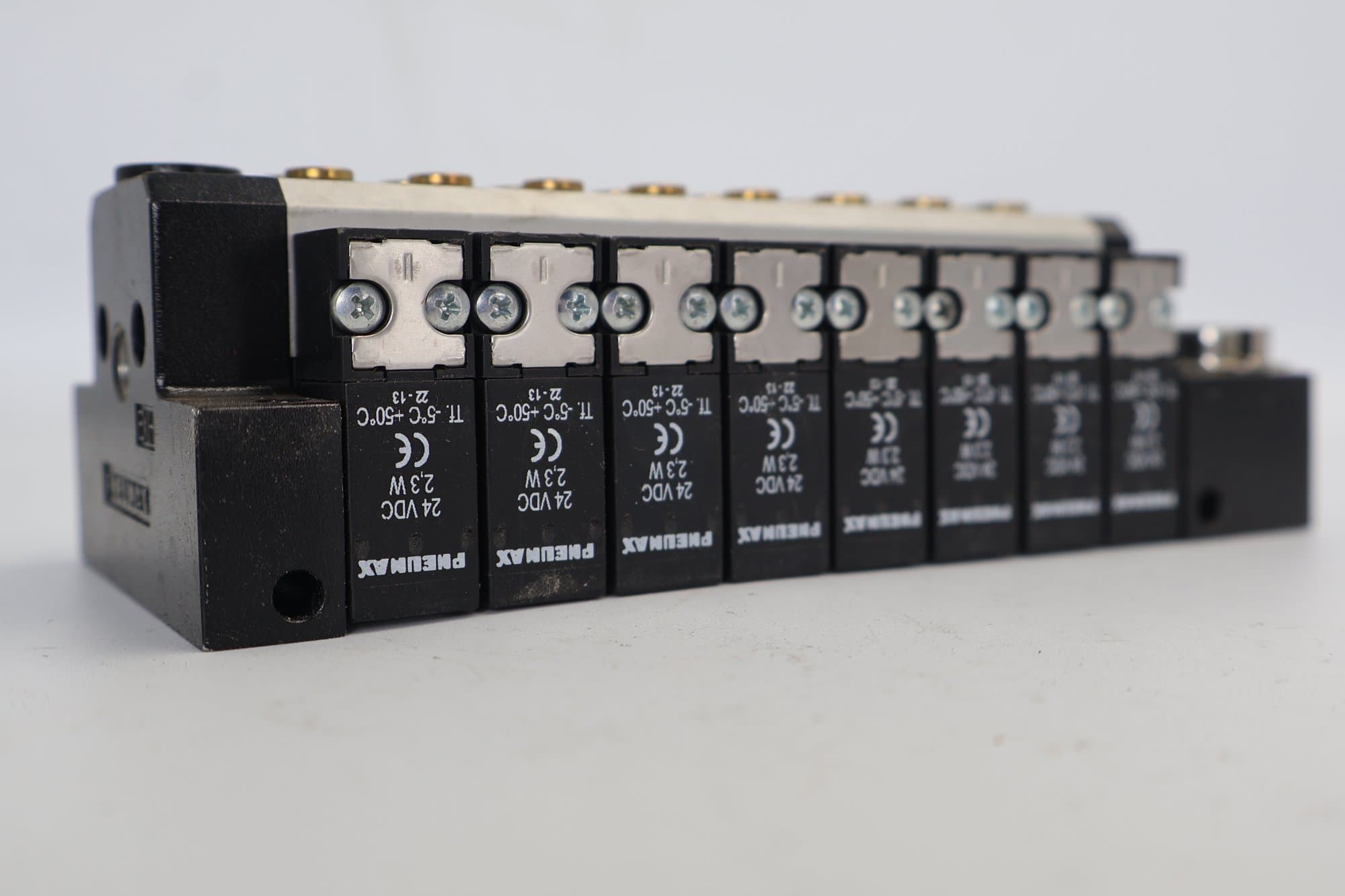 Bateria de 8 Válvulas Solenoide 24V - Lava a Seco