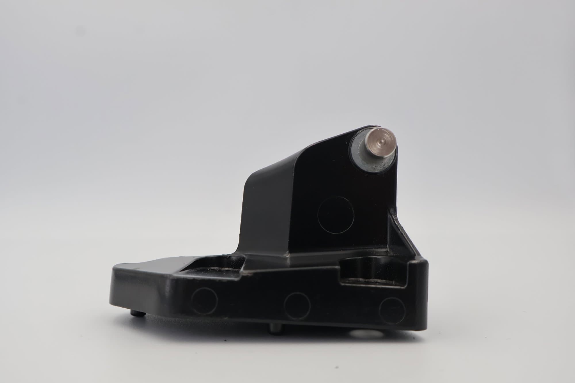 Suporte Fixo da Porta - Superior Direito - Lavadora FX180-240
