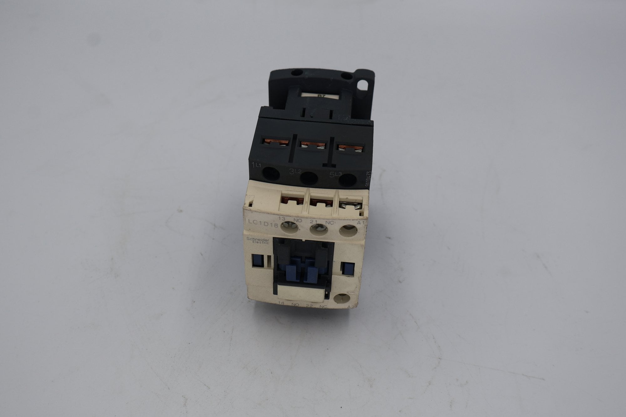 Contator 24V 4 kW LC1D18 - Lava a Seco