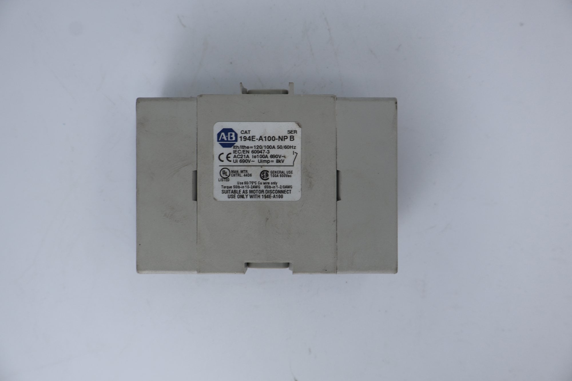 Interruptor 4 Polo + Terra 100 A - Lava a Seco